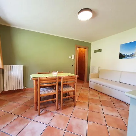 Bait Da Mott Hotel apartamentowy Livigno